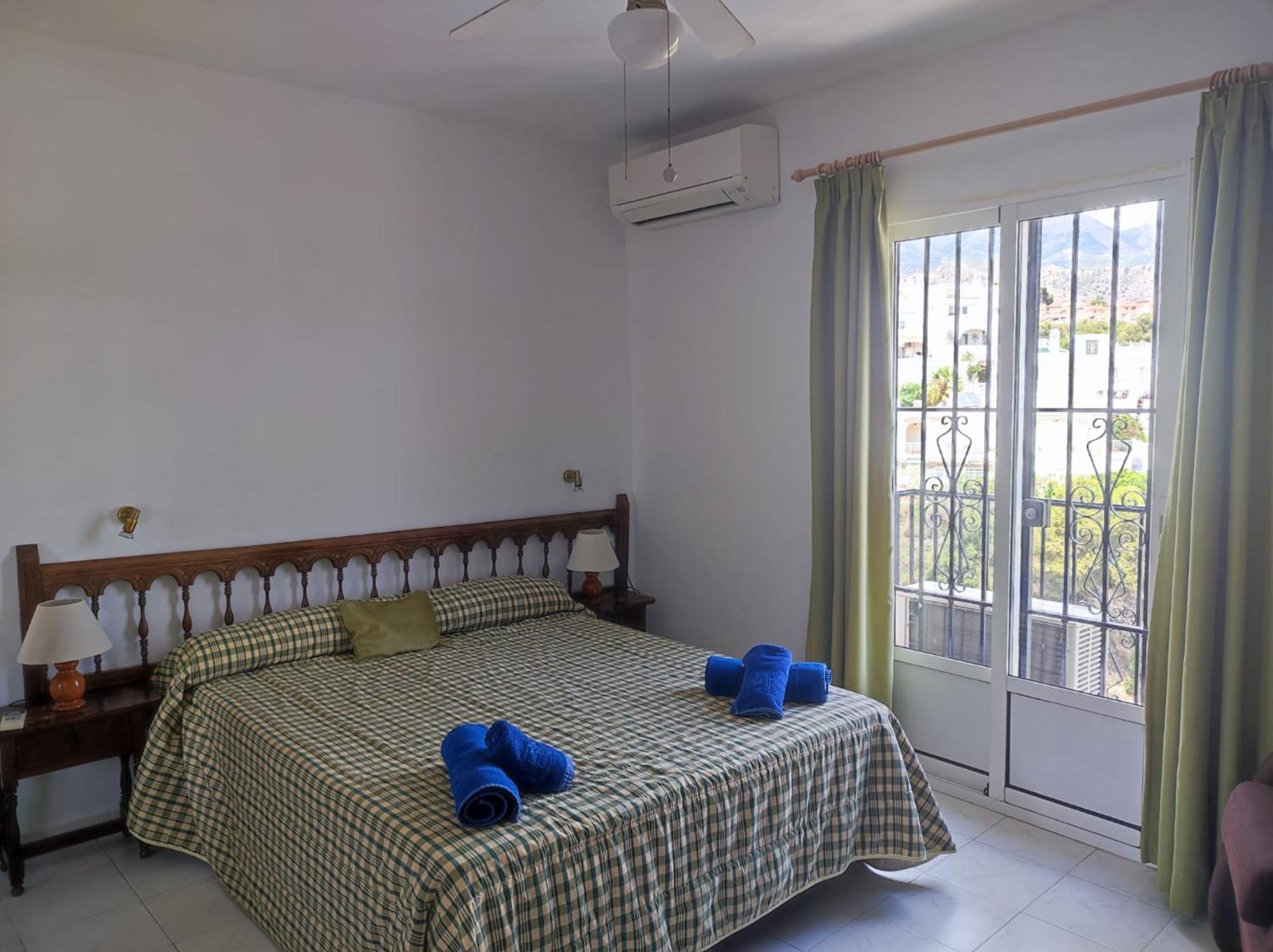 Hacienda 19 Menyber Apartment Nerja Exterior photo
