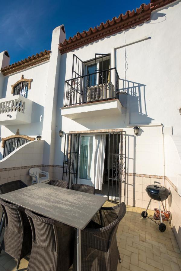 Hacienda 19 Menyber Apartment Nerja Exterior photo